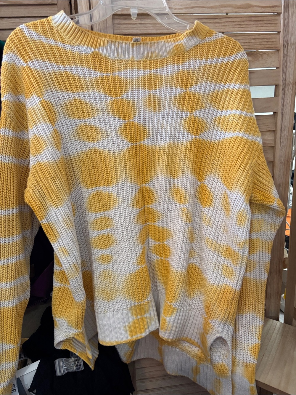 Time and Tru Yellow and Cream Crewneck Knit Sweater XL